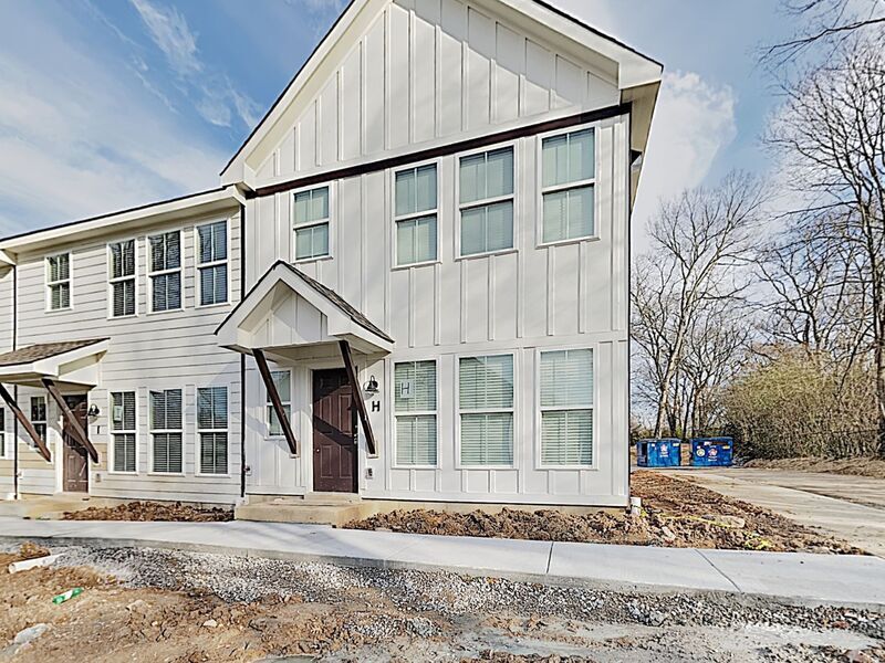 Foto principal - 309 Myatt Dr