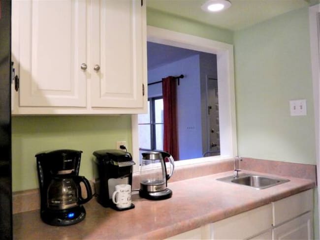 kitchen - 9106 Emberglow Ln