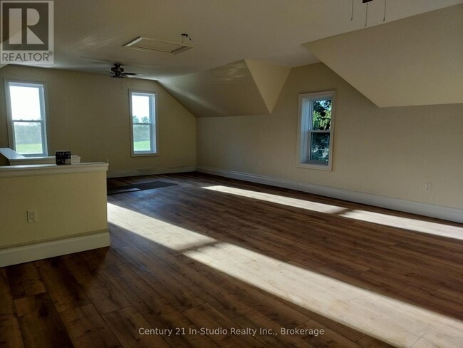 Building Photo - 132811 Side Rd 20
