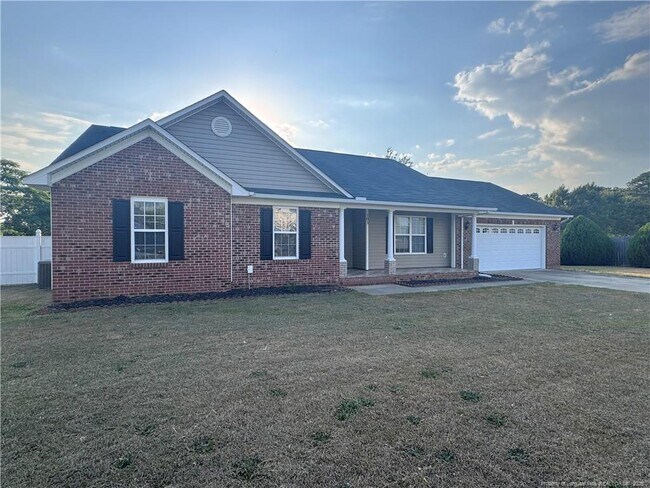 Foto del edificio - 103 Scaley Bark Dr