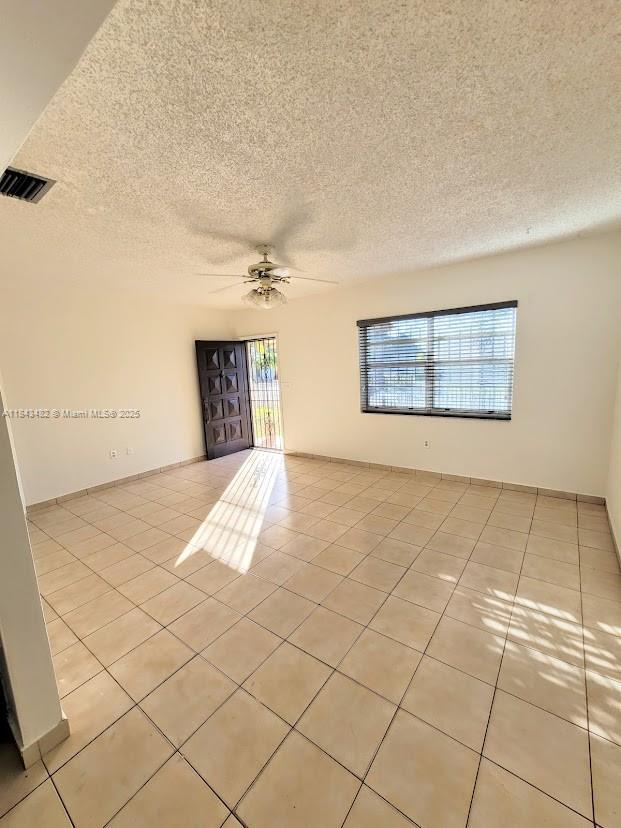 Foto del edificio - 5451 SW 5th Ter