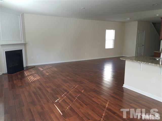 Building Photo - 4372 Lyman Ave