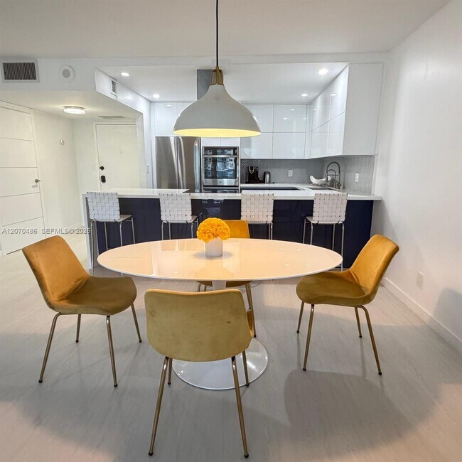 Foto del edificio - 3800 S Ocean Dr