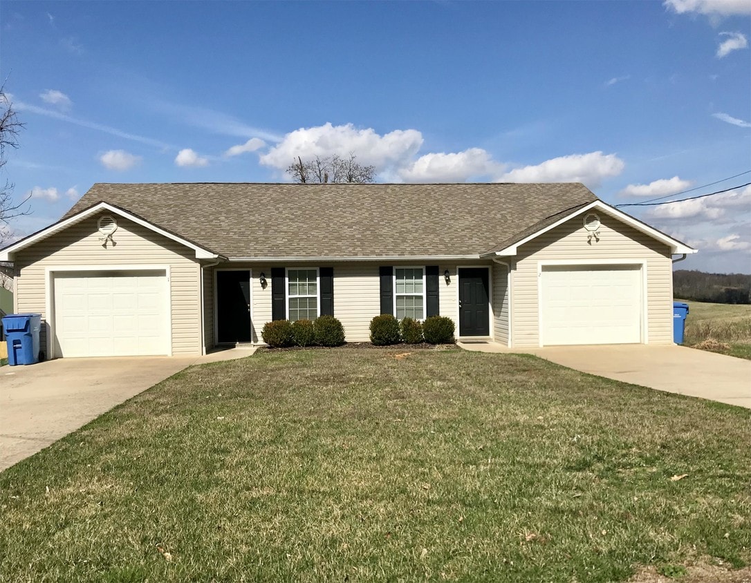 1107 Skyline Dr Unit 1, Jonesborough, TN 37659 Apartment for Rent in Jonesborough, TN