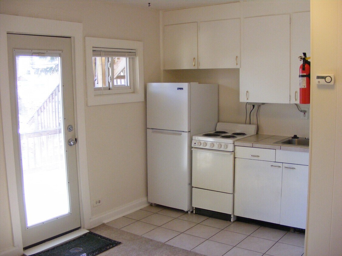 Foto principal - 115 N Park St