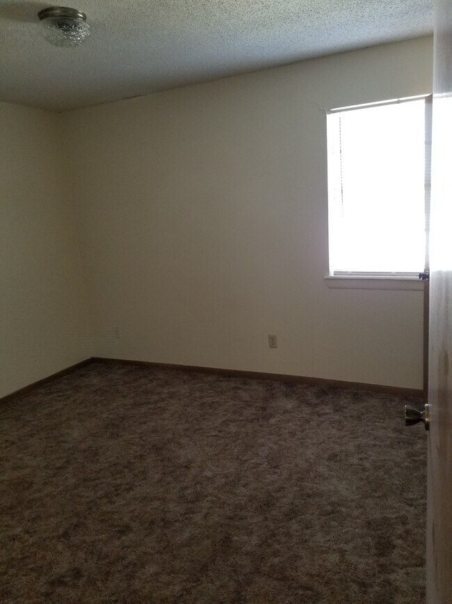 Building Photo - 4356 S Austin St
