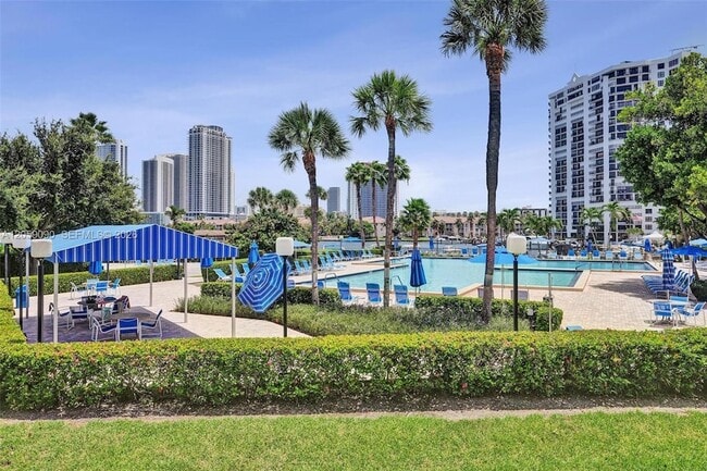 Photo - 500 THREE ISLANDS Blvd Unit 213 Apartment