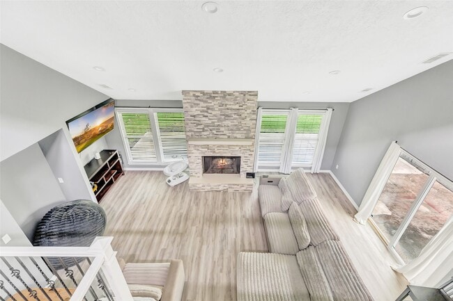 Foto del edificio - 1746 Cloister Dr