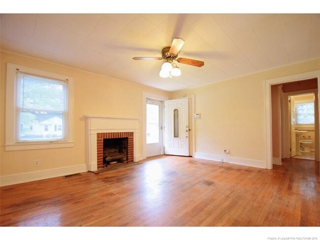 Building Photo - 201 Kirkland Dr