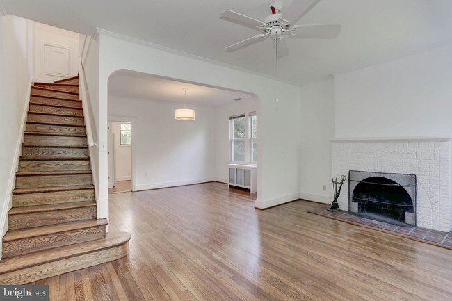 Foto del edificio - 4312 Brandywine St NW