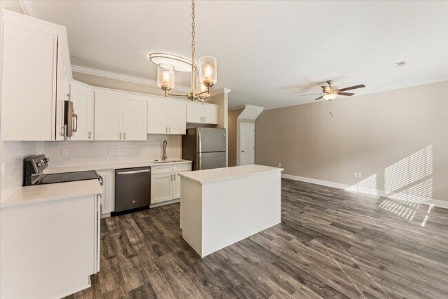 Foto del edificio - 415 Flt Rdg Wy