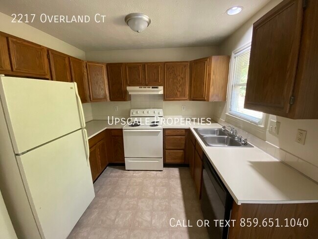 Foto del edificio - 2217 Overland Ct