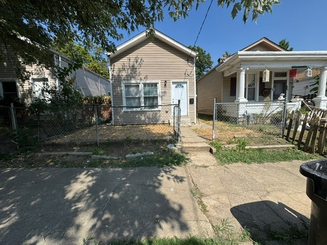Building Photo - 1739 Dumesnil St