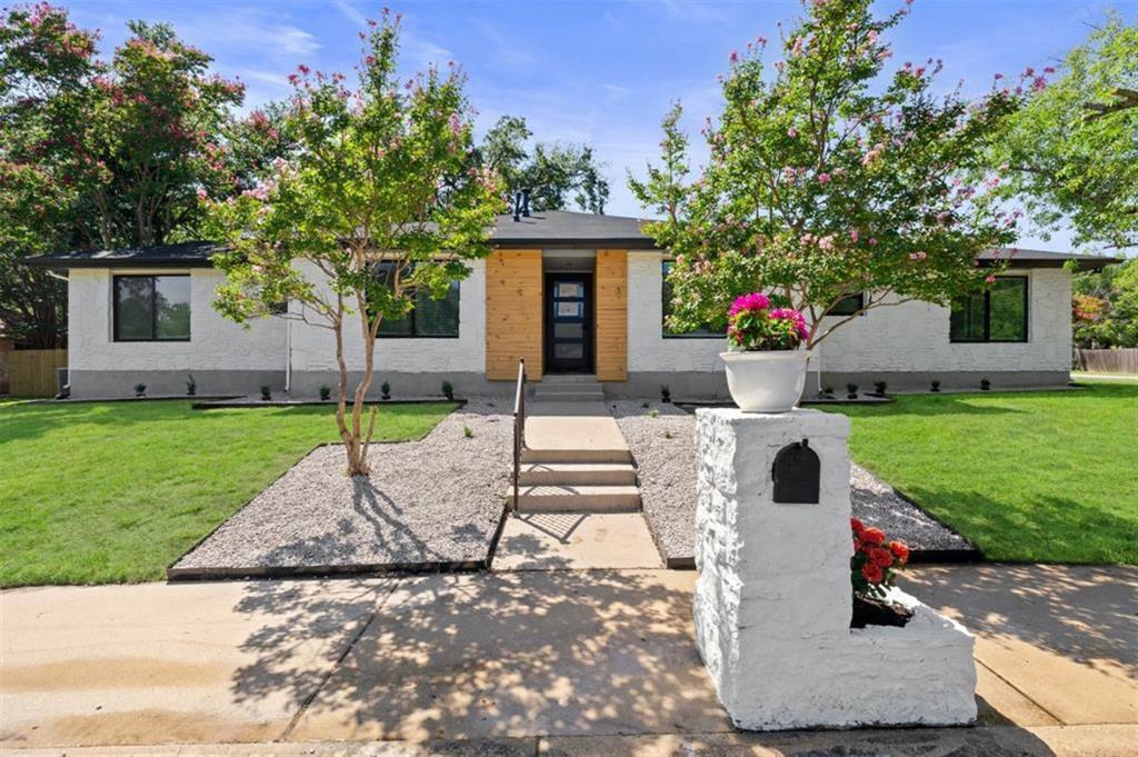 Primary Photo - 11102 Oak Knoll Dr
