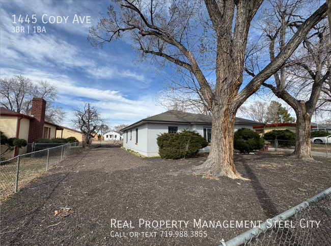 Foto del edificio - Discover Suburban Charm in This Stunning 3...