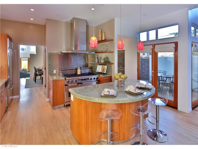 Foto del edificio - 3412 Walnut Ave