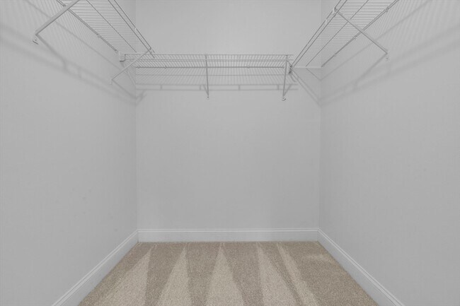 Building Photo - 300 Brookside Dr