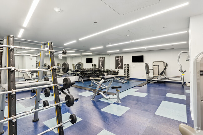 Weight Room - Josephine DTLA