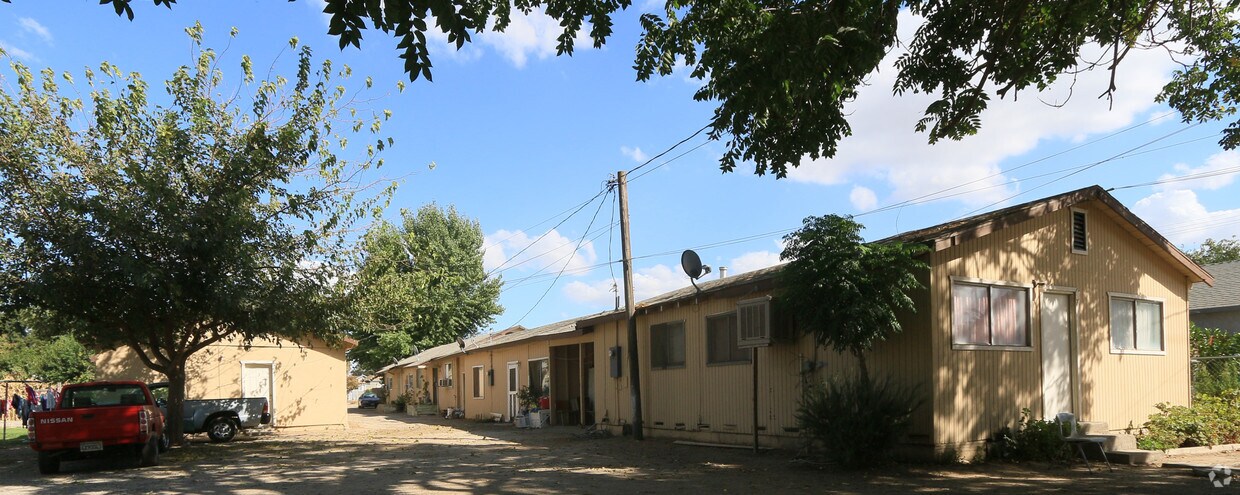 Building Photo - 2136 Tully Rd