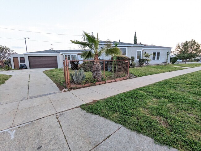 Foto del edificio - 1835 W Colegrove Ave