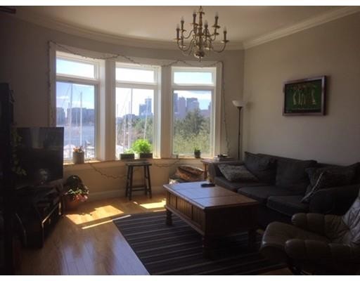 Building Photo - 5 Brigham St