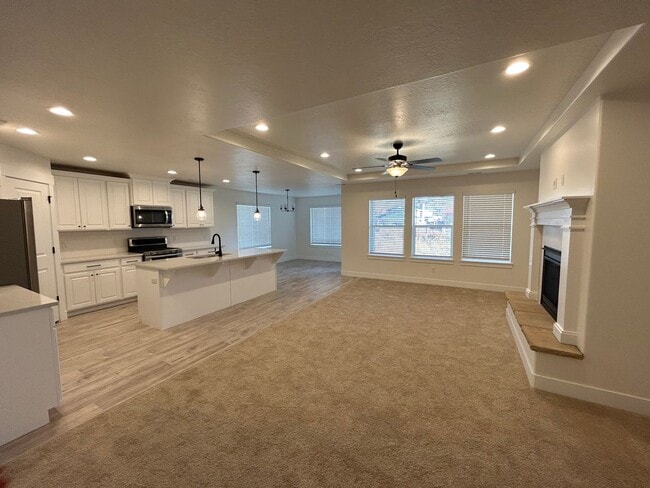 Foto del edificio - 2 Bedroom 2.5 Bathroom 55+ community