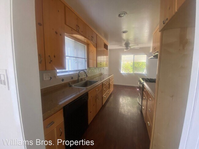 Building Photo - 4 br, 2 bath House - 966 David Rd