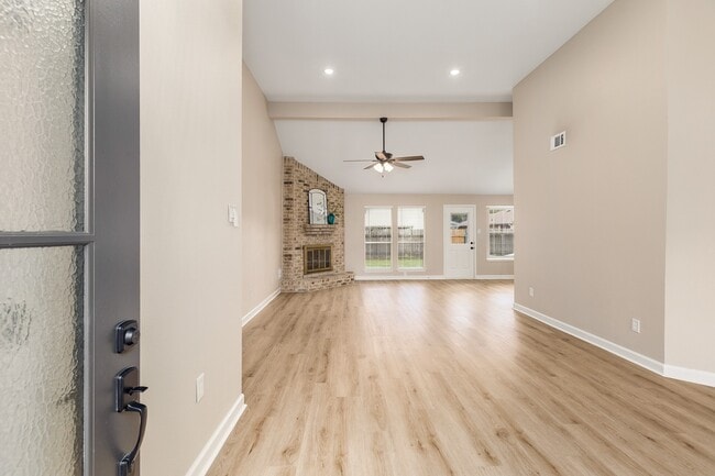 Foto del edificio - 2826 Creek Manor Dr