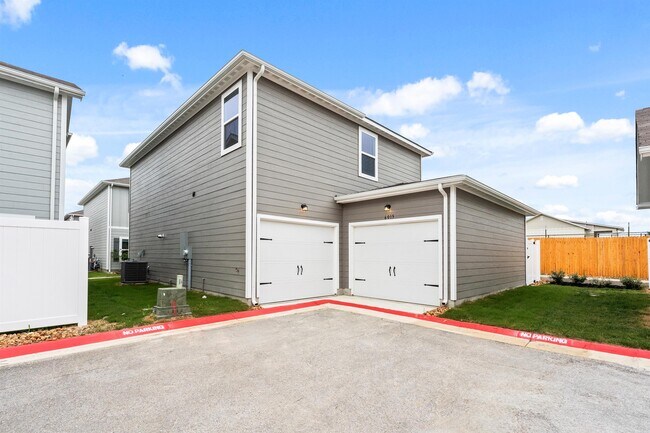 Building Photo - 5927 Cooper Cash