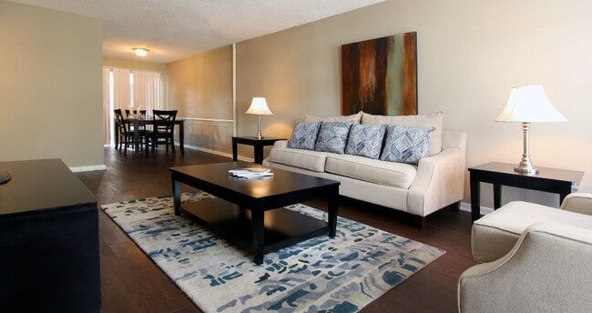 Foto del edificio - Briarwood Apartments
