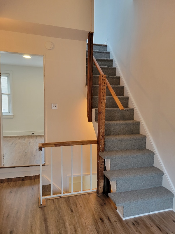 Building Photo - 223 Mercer St