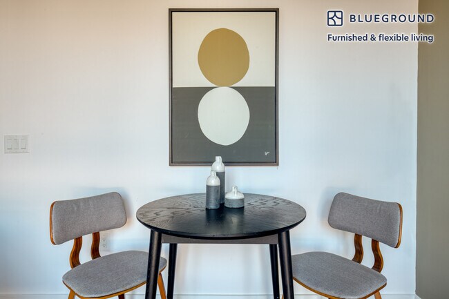 Foto del edificio - 1924 8th St NW