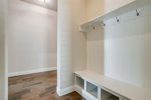 Building Photo - 225 Palmerston Dr