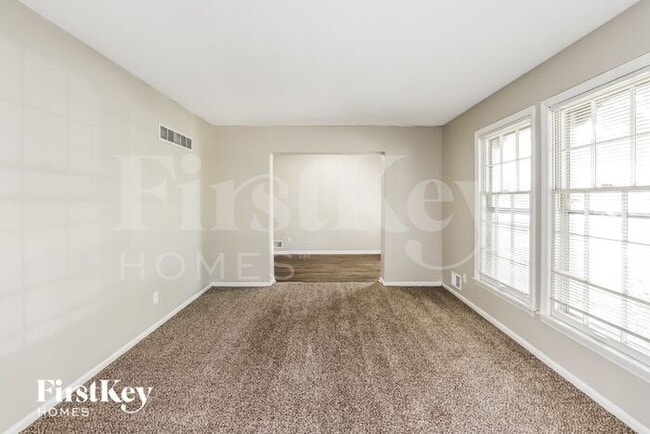 Building Photo - 8919 Stark Ave