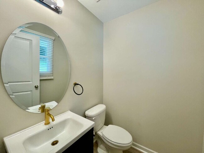 Foto del edificio - 3-Bedroom Retreat With 2.5 Baths In Fayett...