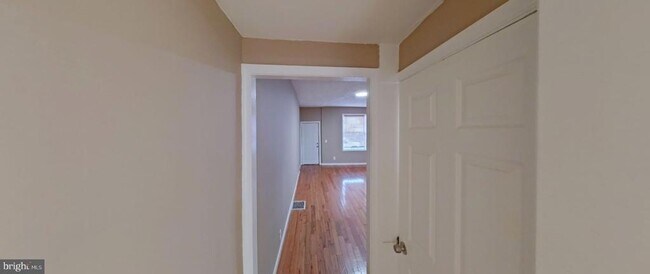 Foto del edificio - 634 W Tioga St