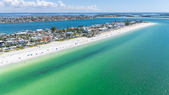 Building Photo - 113-112 12th Ave