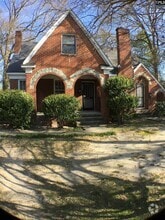 Building Photo - 3433 Blossom St