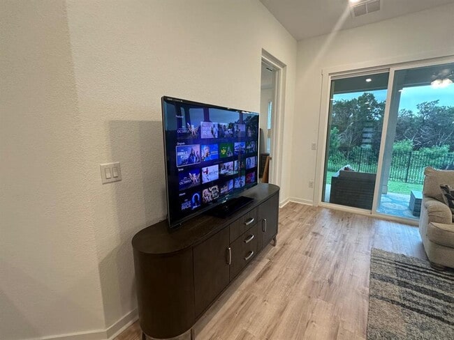 Foto del edificio - 421 Peace Pipe Way