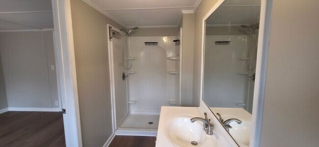 Building Photo - Mobile Home in Dawsonville!