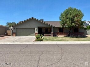Building Photo - 1710 E Diamond Dr