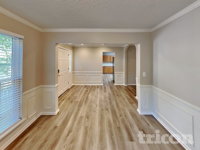 Building Photo - 14 Waterton Way