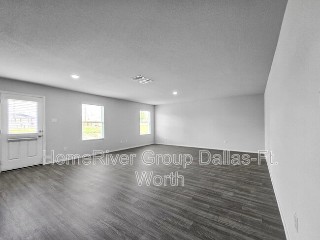 Building Photo - 150 Bluebonnet Wy