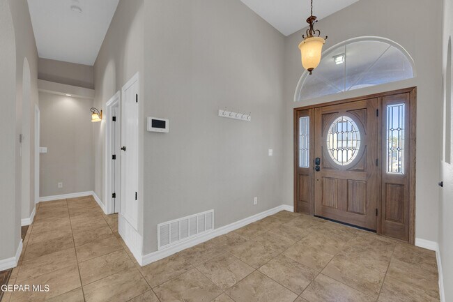 Foto del edificio - 232 Avenida Mirador