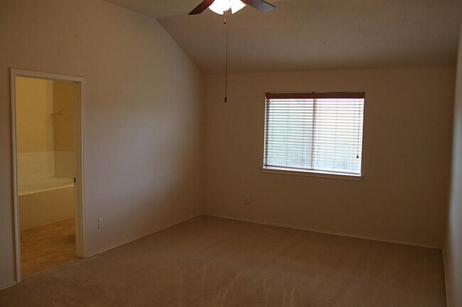 Foto del edificio - 2502 Balsam Ridge Way