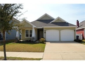 Building Photo - 9028 Greene Dr