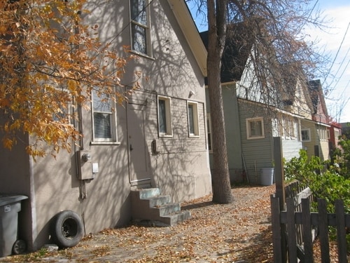 Building Photo - 401 W Broad St