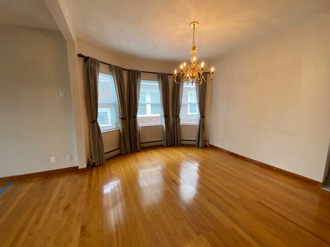 Foto del edificio - 146 W Adams St
