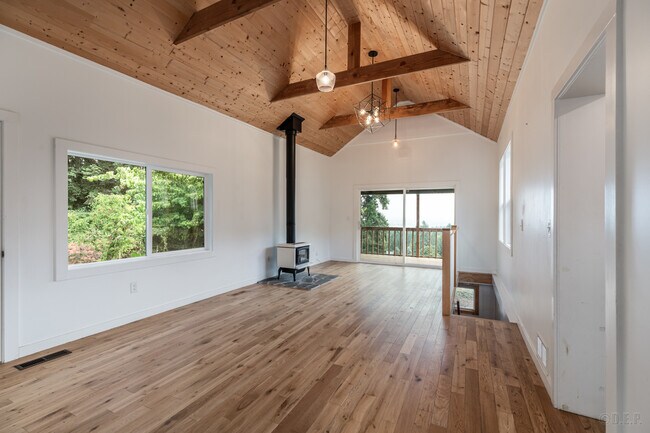 Foto del edificio - 32345 Baumgardner Ln