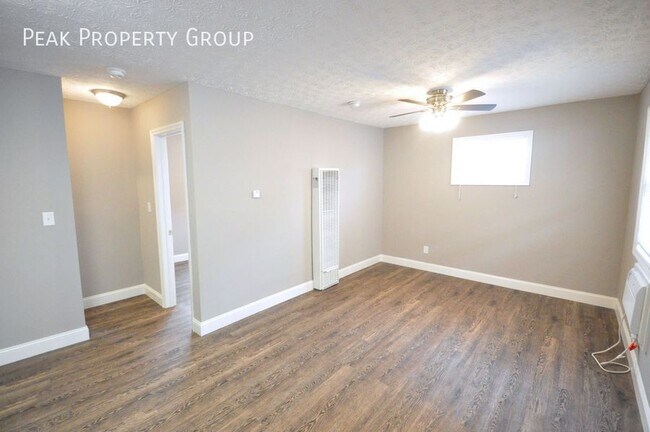 Foto del edificio - Available Now! Updated One bedroom Apartme...